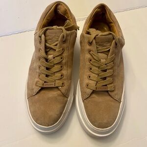 J/SLIDES Tan Suede Low-Top Sneakers with White Sole
